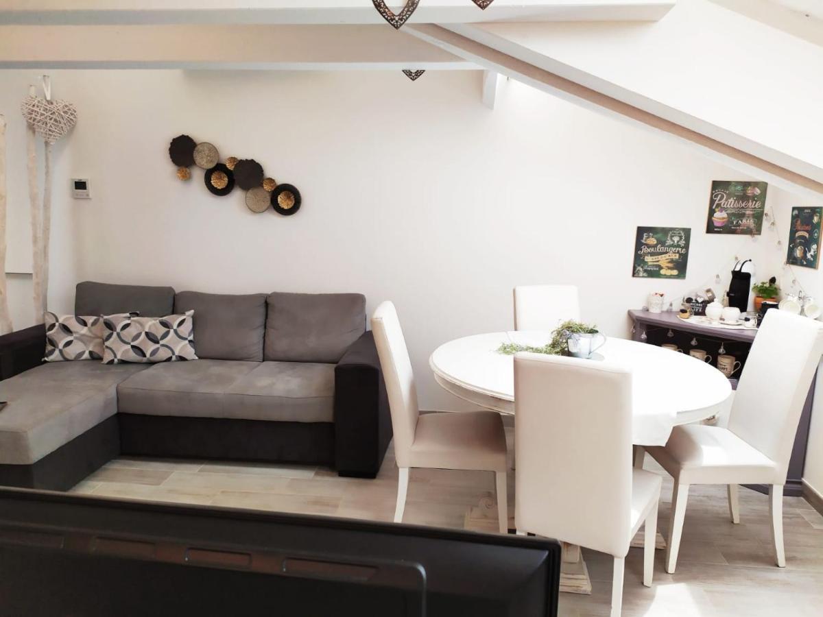 Tuffonelblu Apartment Ventimiglia Ngoại thất bức ảnh